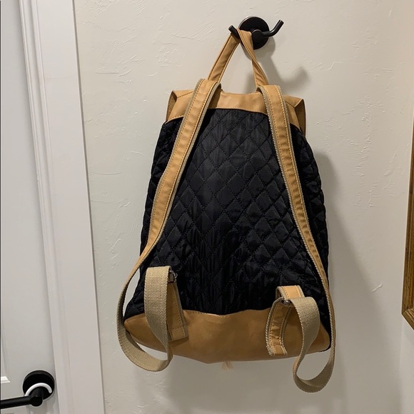Drawstring backpack, black and camel - Picture 2 of 5